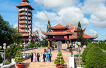 Explore Vietnam’s Fascinating Secrets At The Cu Chi Tunnels