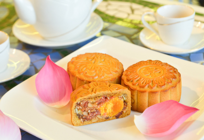 Mooncakes are the symbol of the Mid-Autumn Festival in Vietnam