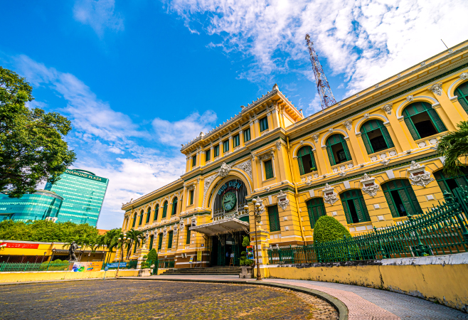 Saigon Post Office has France architecture style