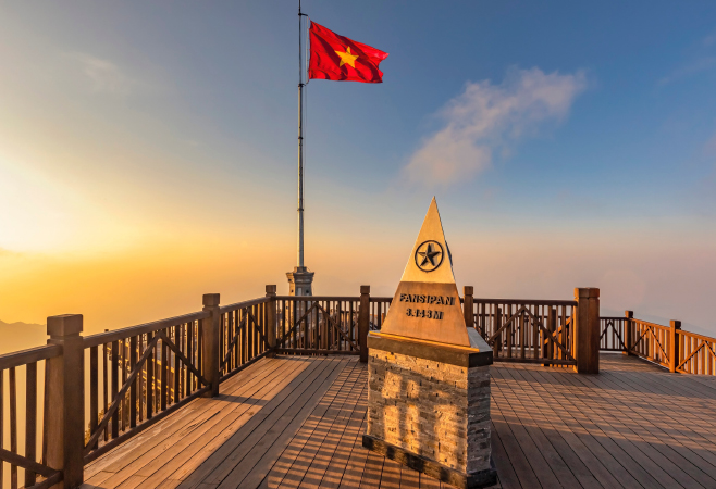 The peak of Fansipan mountain 3143m is the highest in Vietnam